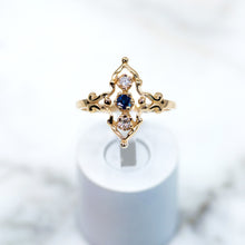将图片加载到图库查看器,Sapphire and Diamond Vintage Style Ring