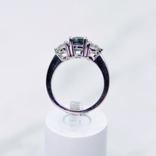 Cargar imagen en el visor de la galería, Sapphire and Diamond Three Stone Ring