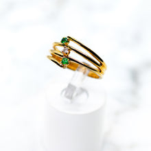 Load image into Gallery viewer, Emerald and Diamond Ring