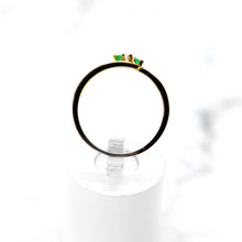 Load image into Gallery viewer, Emerald and Diamond Ring