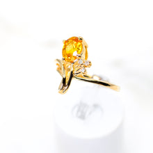 Carica l'immagine nel visualizzatore di Gallery, Golden Sapphire Ring