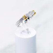 将图片加载到图库查看器,Two-tone Gold and Diamond Anniversary Band
